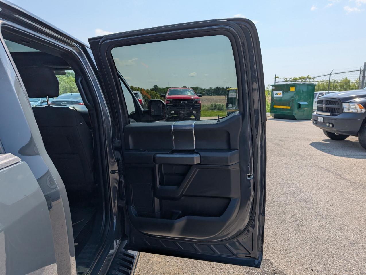 2017 Ford F-150 XLT - Photo #19