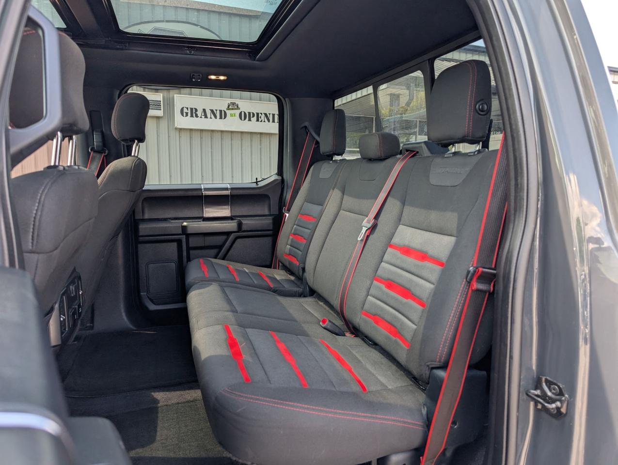 2017 Ford F-150 XLT - Photo #17