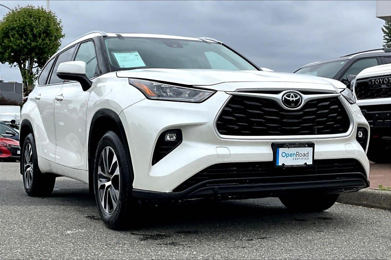 Used 2021 Toyota Highlander XLE AWD for sale in Abbotsford, BC