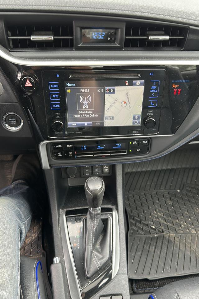 2018 Toyota Corolla XSE - Photo #11