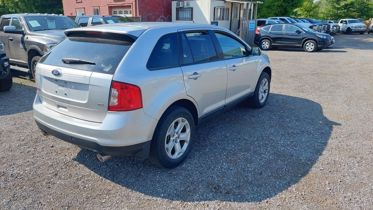 2013 Ford Edge SEL - Photo #4