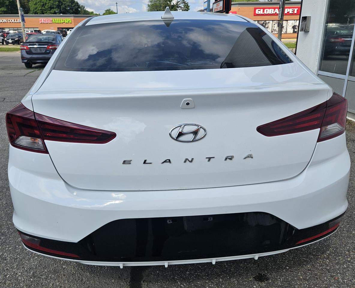 2020 Hyundai Elantra Preferred w/Sun & Safety Package - Photo #15