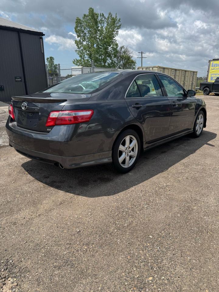 2007 Toyota Camry SE - Photo #5
