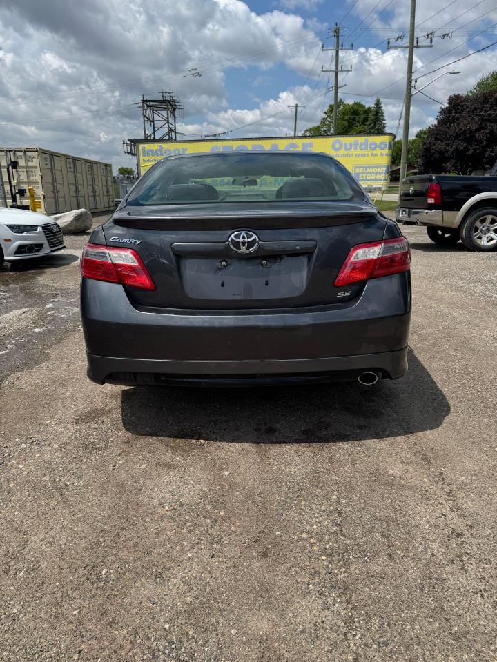 2007 Toyota Camry SE - Photo #4