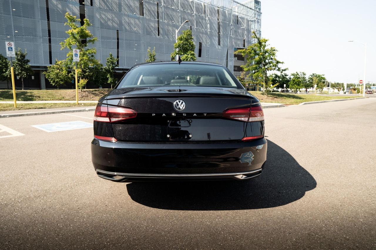2021 Volkswagen Passat Highline | NO ACCIDENTS | CLEAN CARFAX | - Photo #5
