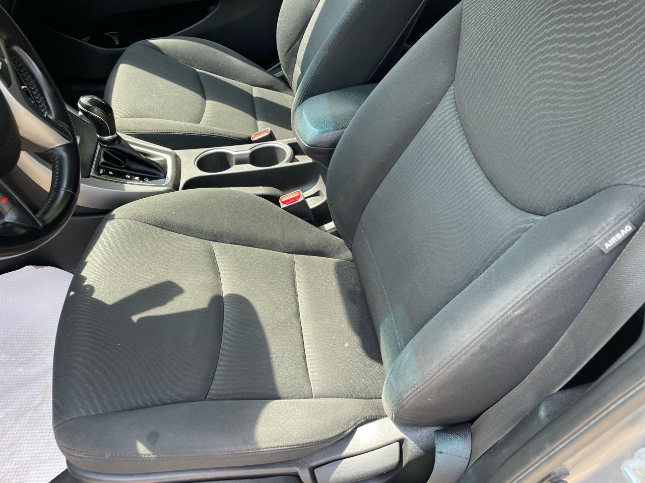 2015 Hyundai Elantra GLS - Photo #10