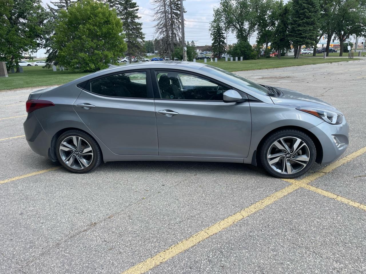 2015 Hyundai Elantra GLS - Photo #4