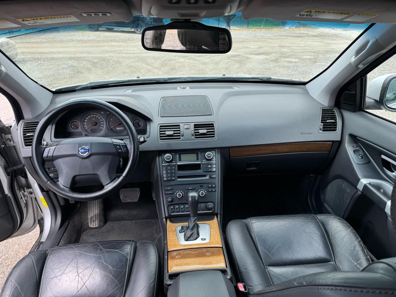2007 Volvo XC90  - Photo #2
