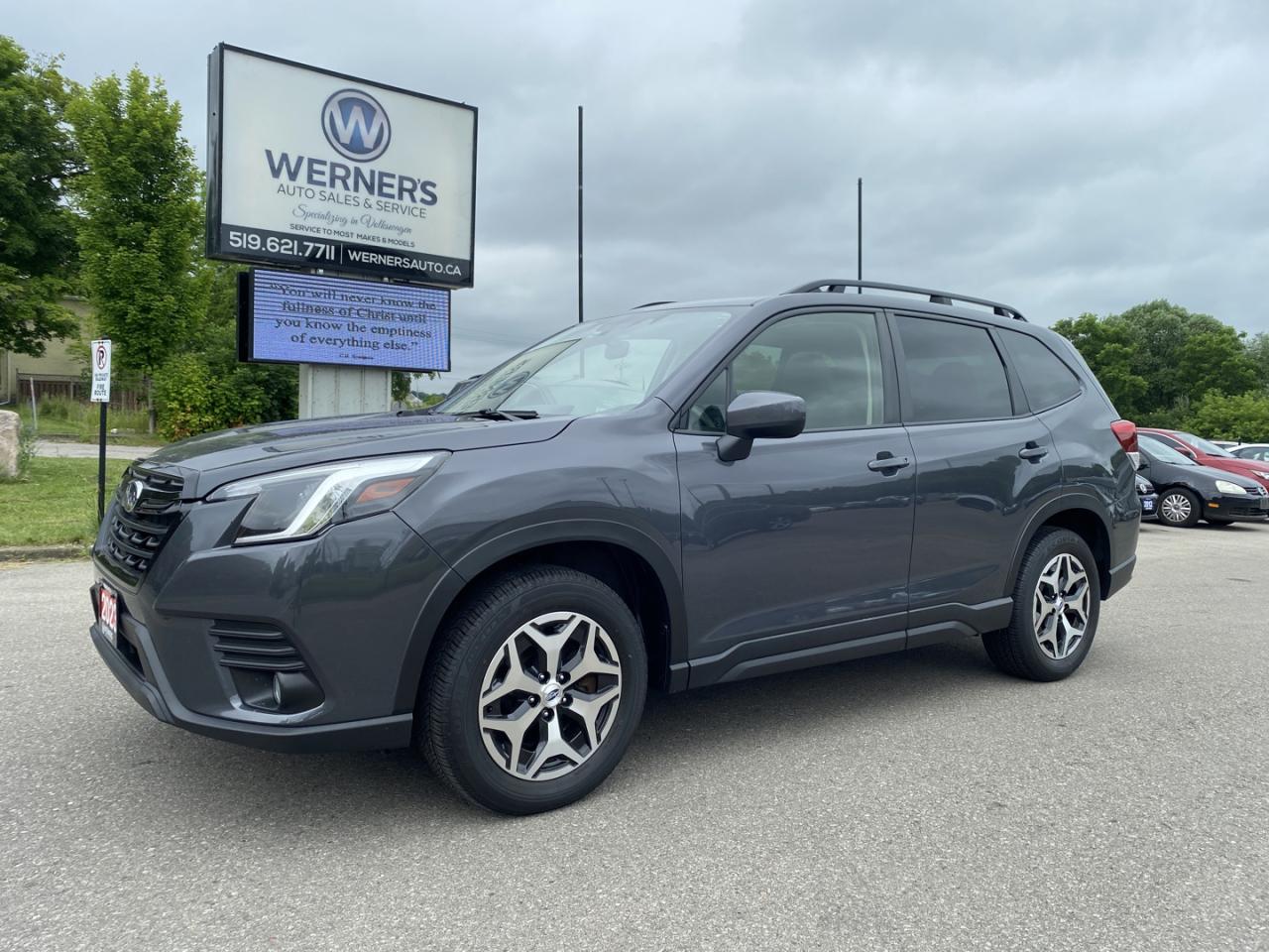 2023 Subaru Forester PREMIUM