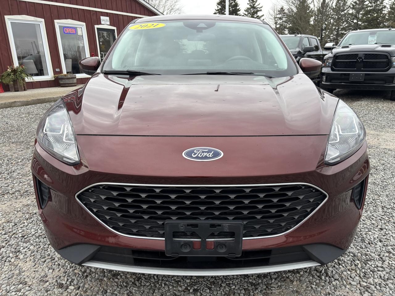 2021 Ford Escape Hybrid SE Hybrid ~LOW KM~CLEARANCE PRICED~ Photo