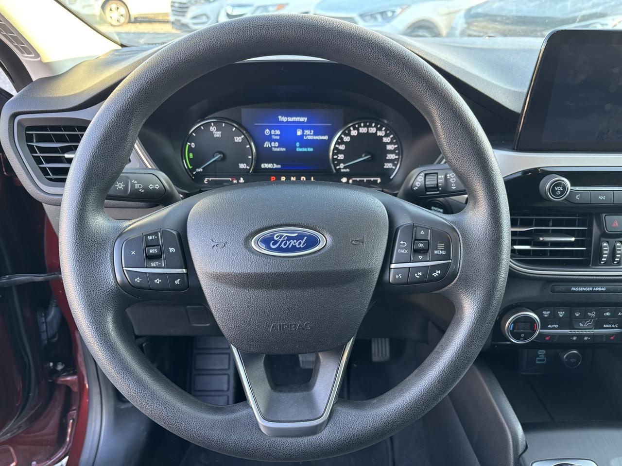 2021 Ford Escape Hybrid SE Hybrid ~LOW KM~CLEARANCE PRICED~ Photo