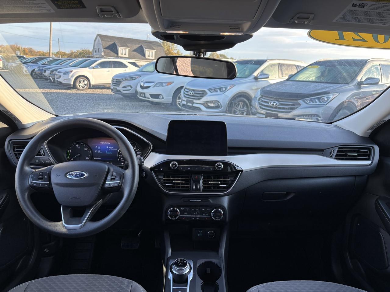 2021 Ford Escape Hybrid SE Hybrid ~LOW KM~CLEARANCE PRICED~ Photo