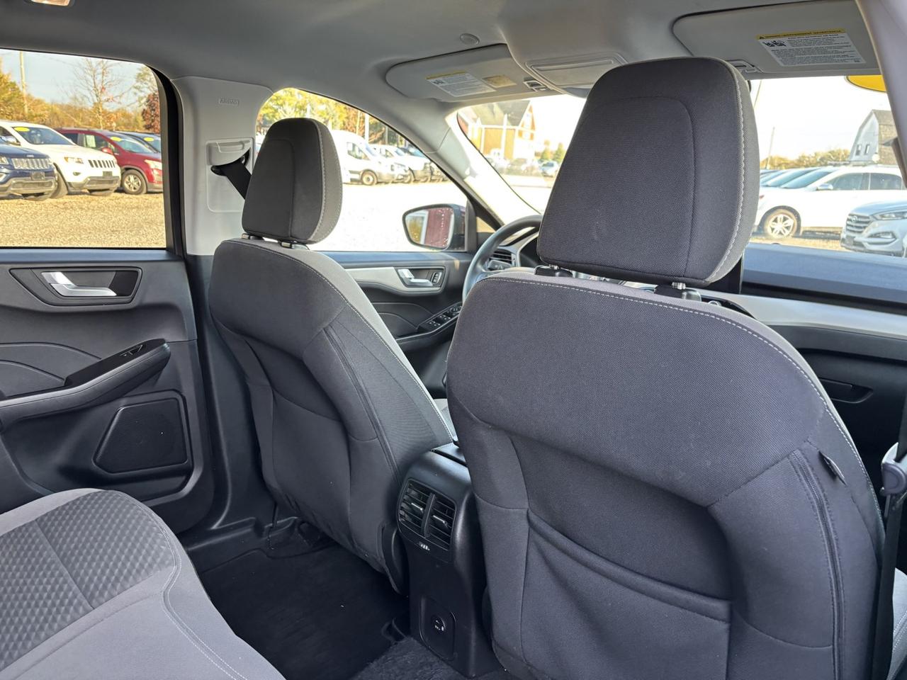 2021 Ford Escape Hybrid SE Hybrid ~LOW KM~CLEARANCE PRICED~ Photo