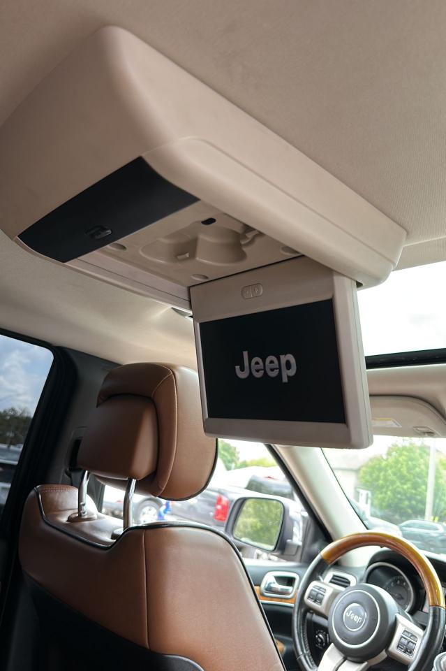 2013 Jeep Grand Cherokee Overland - Photo #8