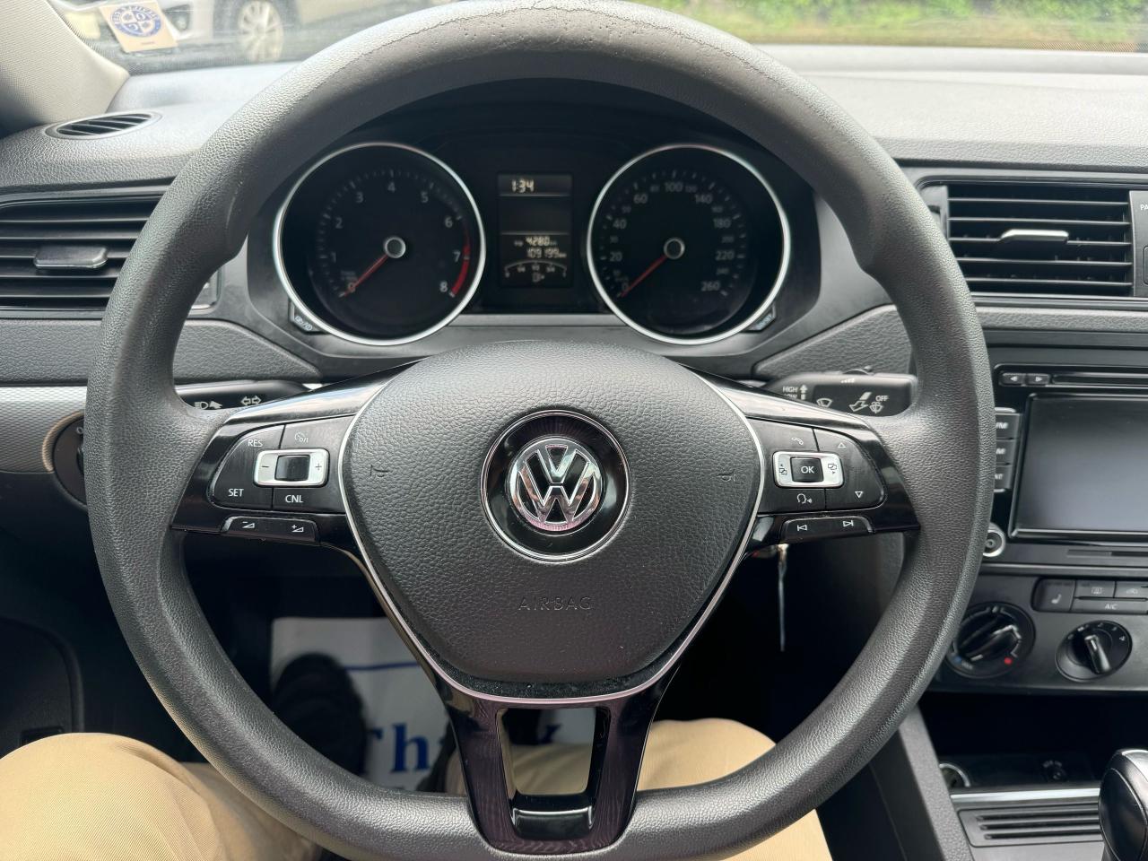 2015 Volkswagen Jetta TRENDLINE+ - Photo #7
