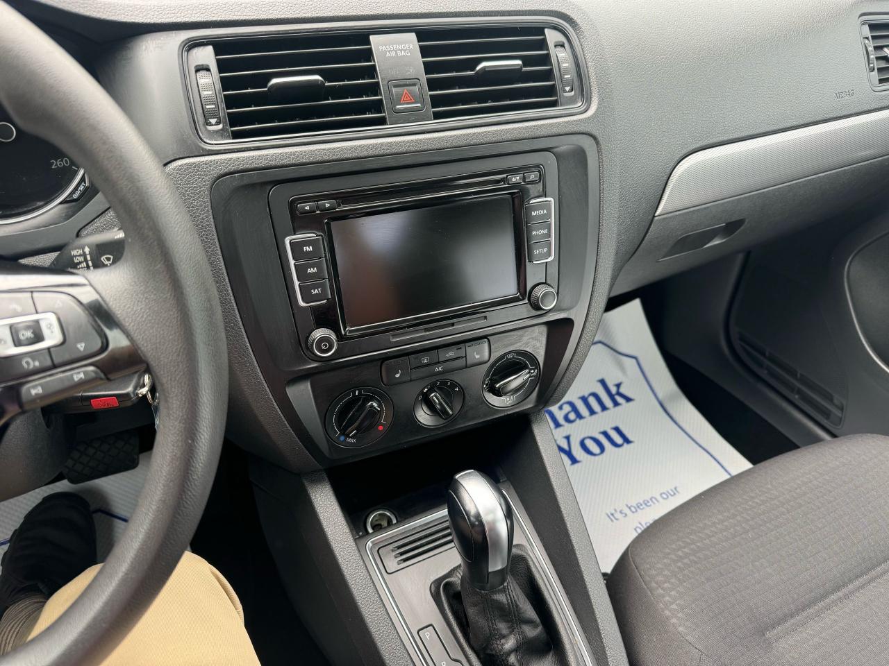 2015 Volkswagen Jetta TRENDLINE+ - Photo #8