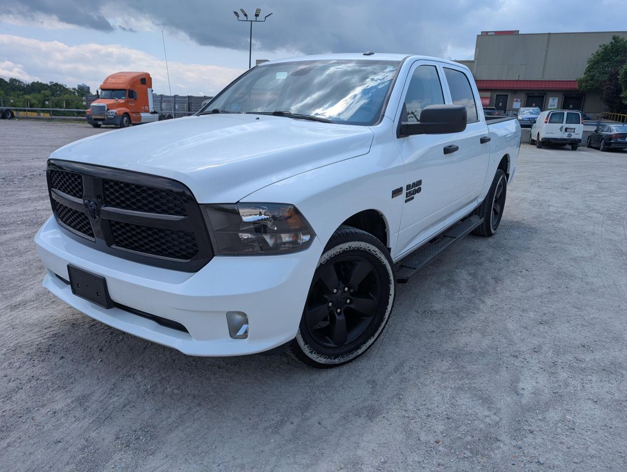 Used 2022 RAM 1500 Classic EXPRESS 4X4 CREW CAB 5'7