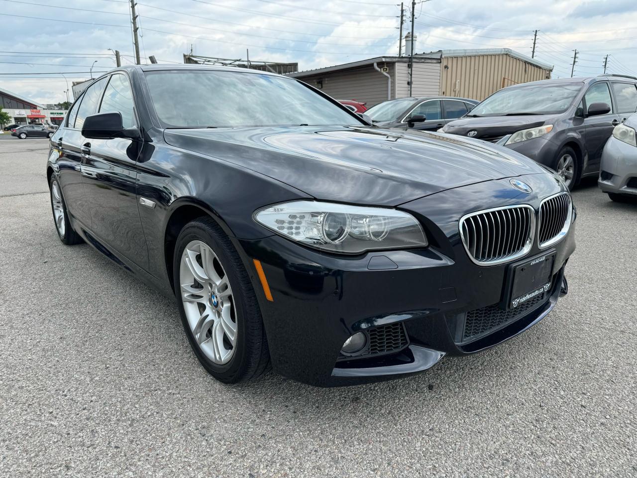 2013 BMW 5 Series 528i xDrive - Photo #3