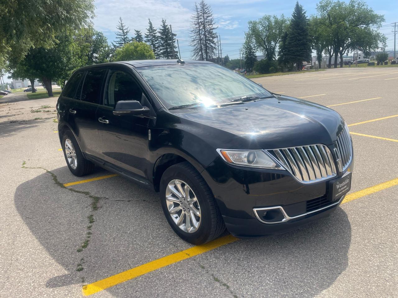 2012 Lincoln MKX  - Photo #3