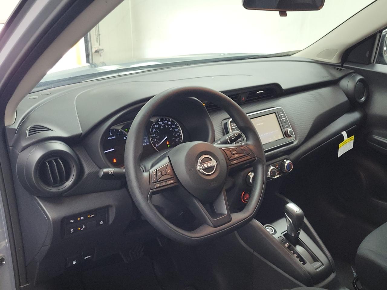 2024 Nissan Kicks SV - Photo #7