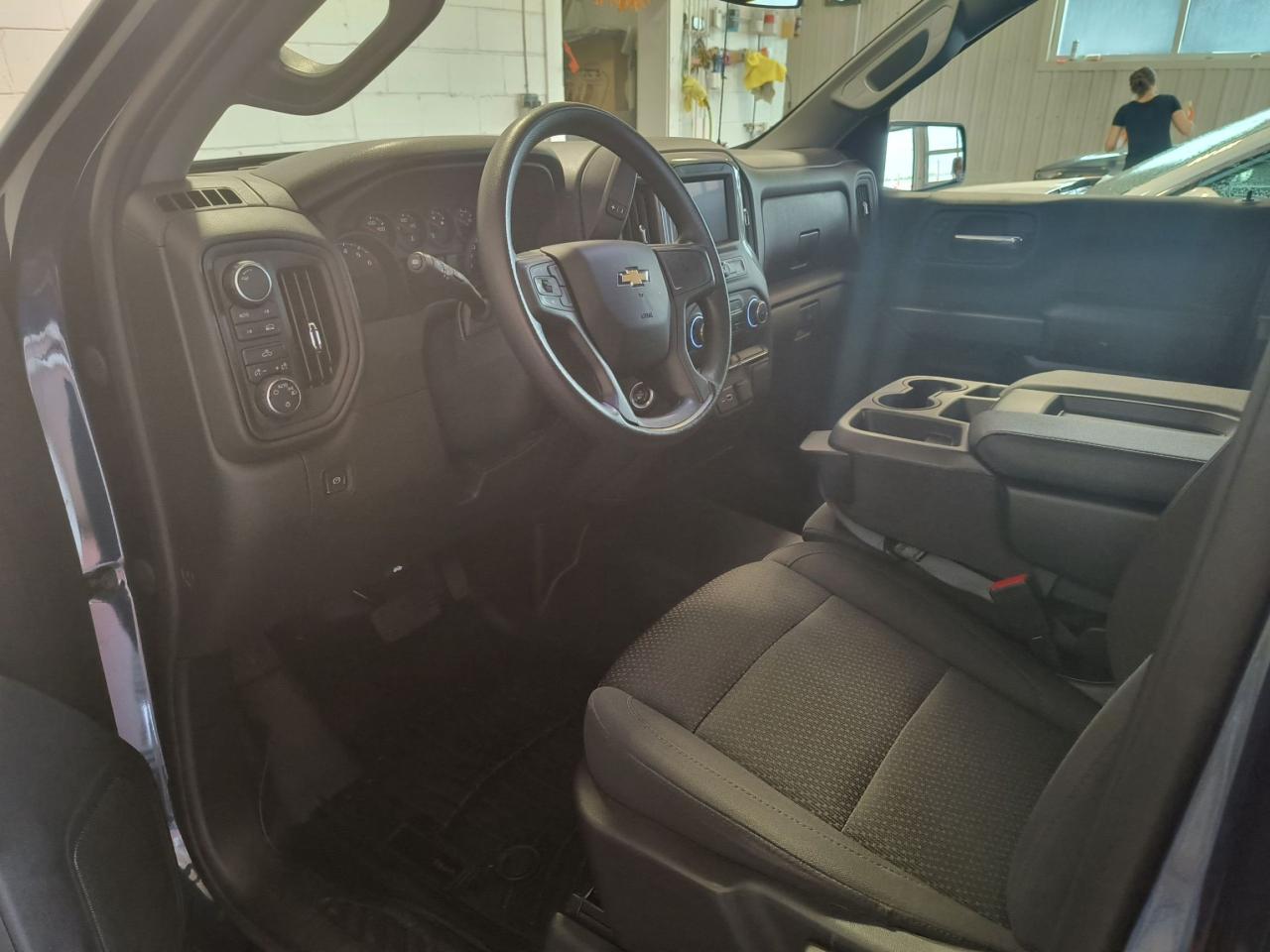 2023 Chevrolet Silverado 1500 Work Truck 4x4 Photo