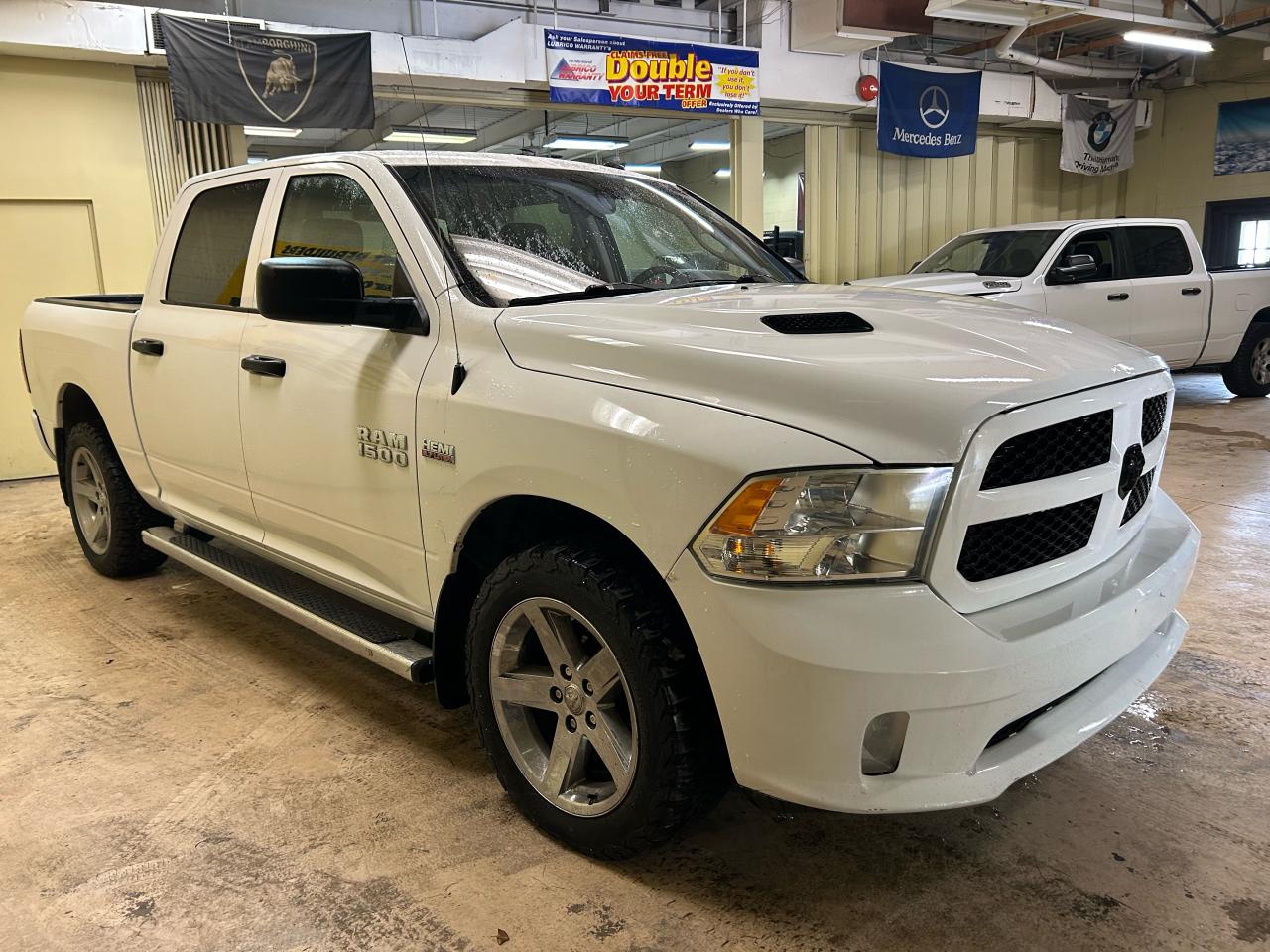 2017 RAM 1500 Express - Photo #5