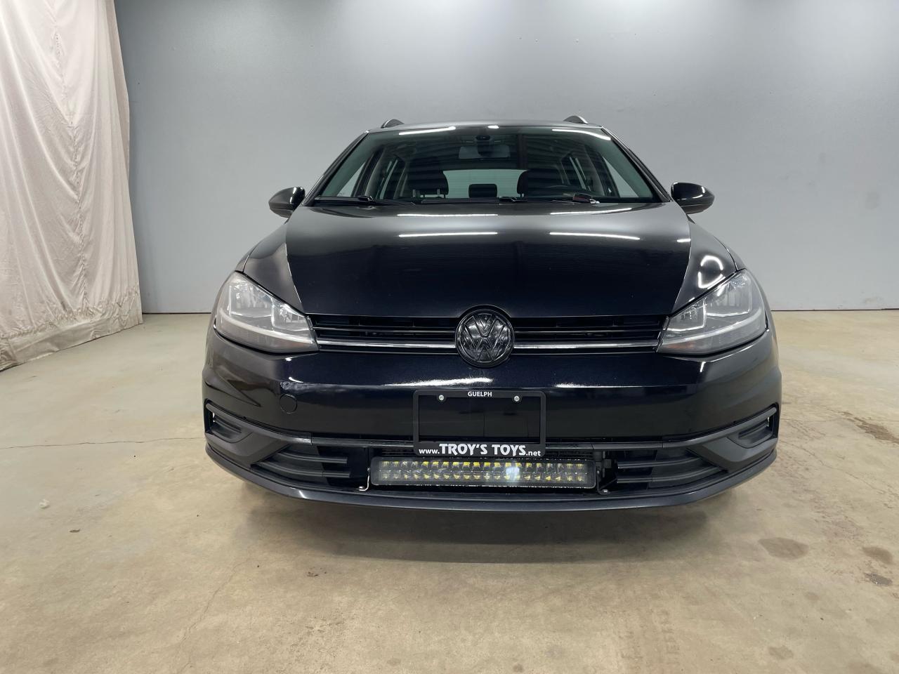 2019 Volkswagen Golf SportWagen Comfortline Photo2