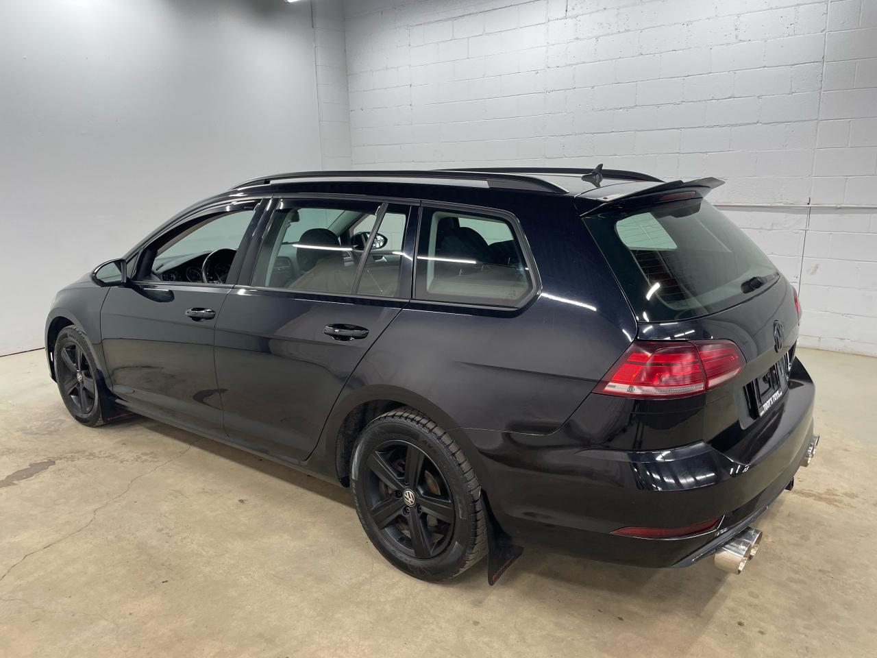 2019 Volkswagen Golf SportWagen Comfortline Photo3