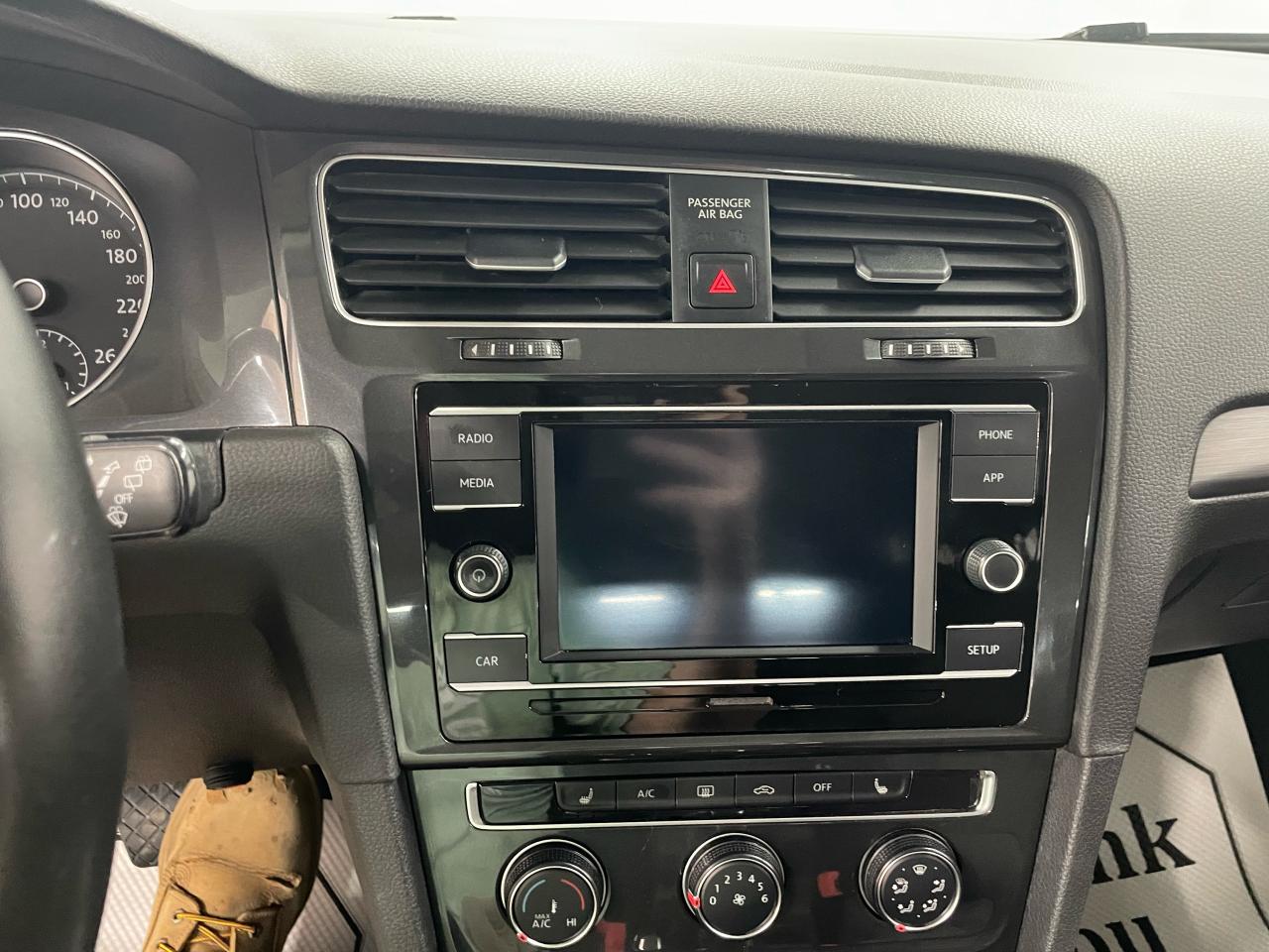 2019 Volkswagen Golf SportWagen Comfortline Photo16