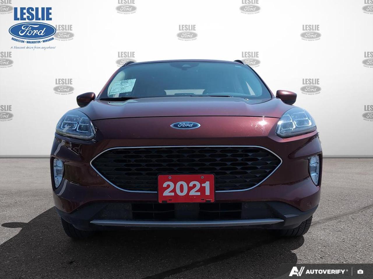 2021 Ford Escape Titanium Hybrid AWD Photo1