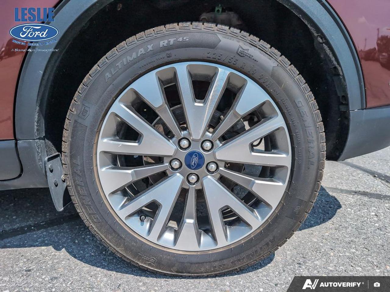 2021 Ford Escape Titanium Hybrid AWD Photo