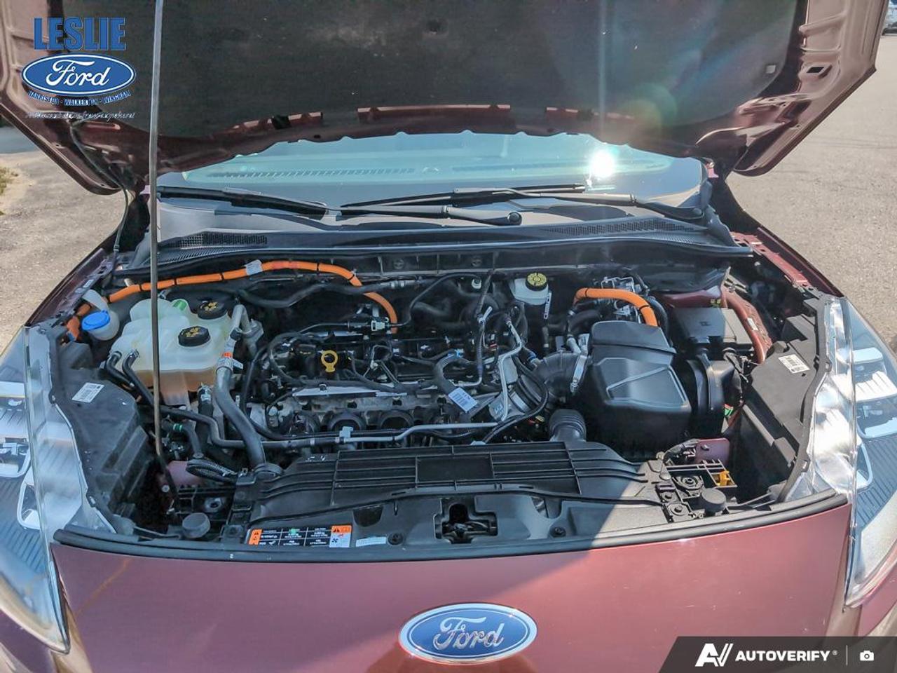 2021 Ford Escape Titanium Hybrid AWD Photo