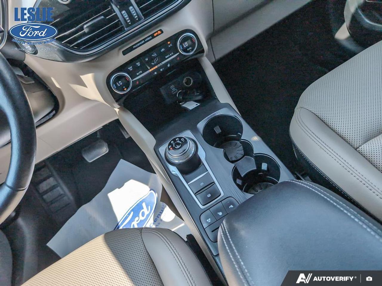 2021 Ford Escape Titanium Hybrid AWD Photo