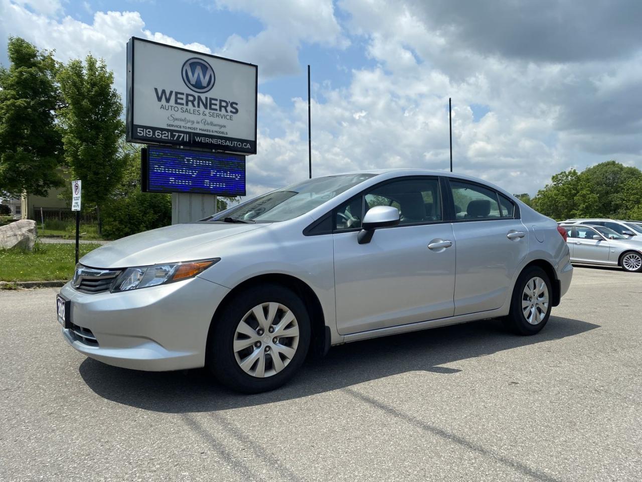 Used 2012 Honda Civic LX Sedan 5-Speed AT for sale in Cambridge, ON