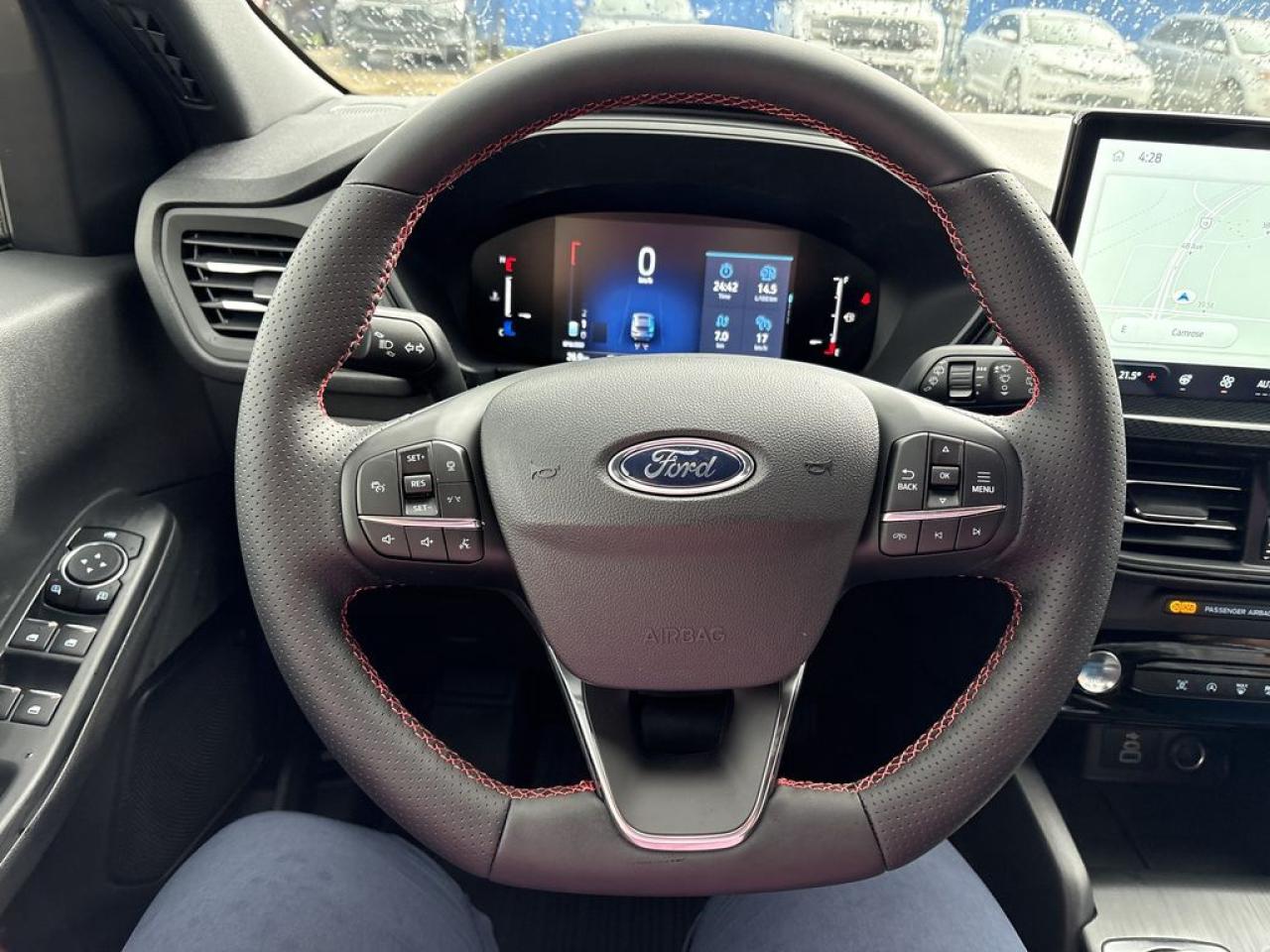2025 Ford Escape ST-Line 300A Photo5