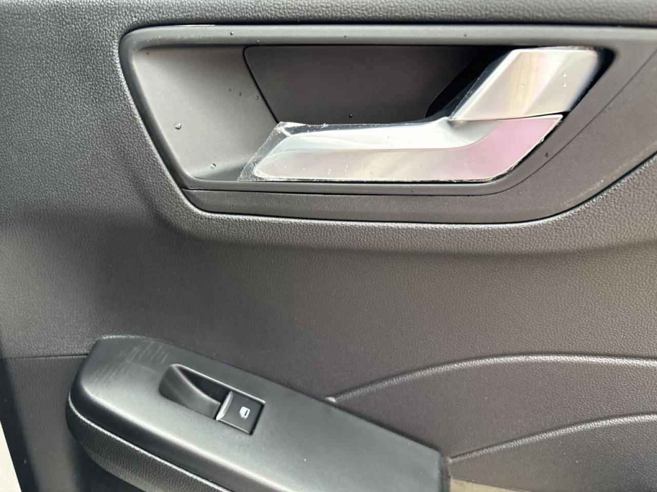 2025 Ford Escape ST-Line 300A Photo5