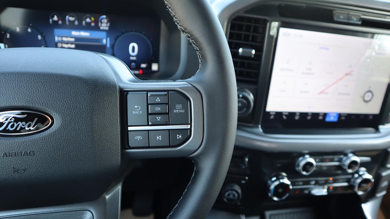 2025 Ford F-150 XLT Photo5