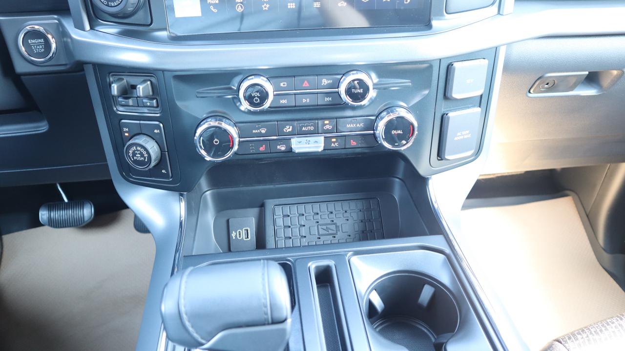 2025 Ford F-150 XLT Photo5