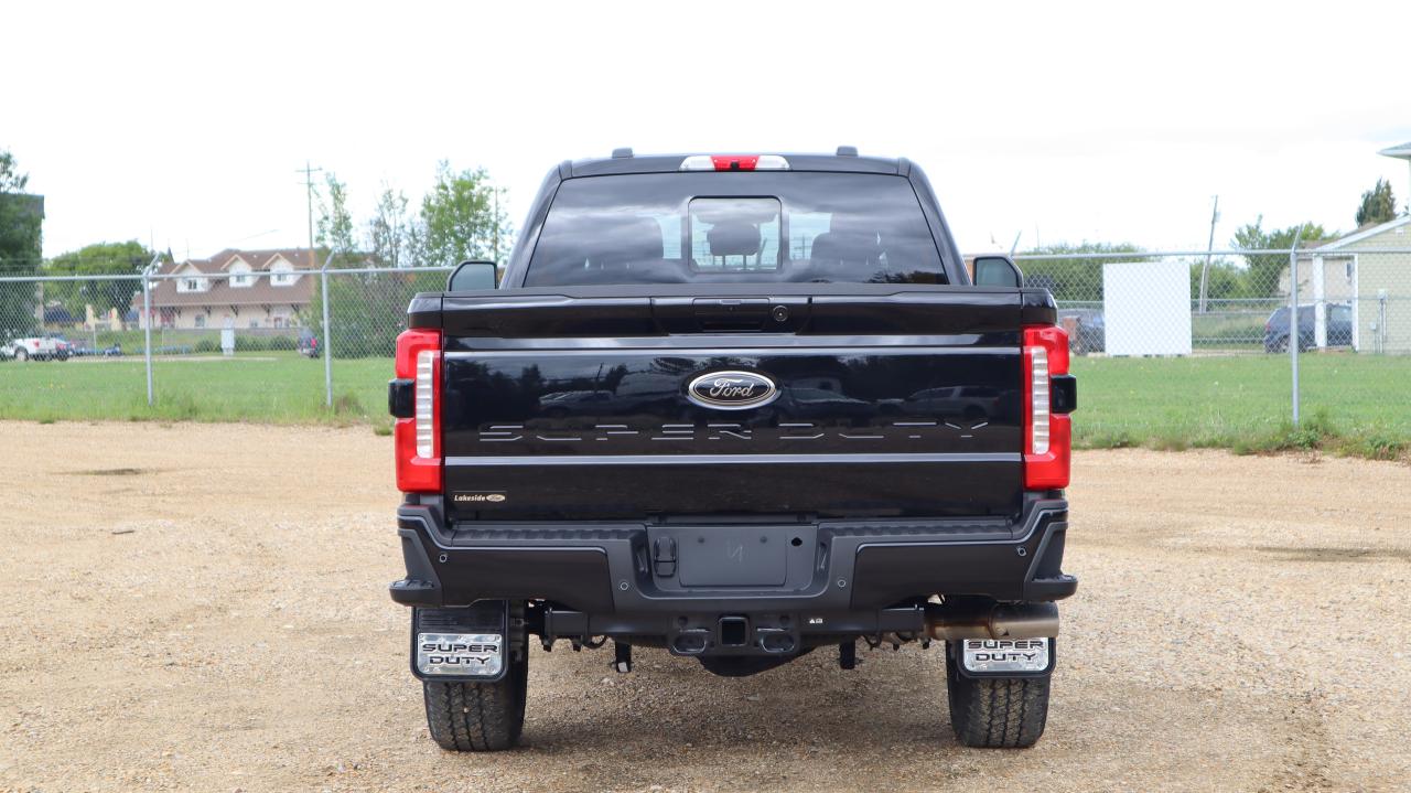 2025 Ford F-350 Super Duty SRW Lariat Photo5