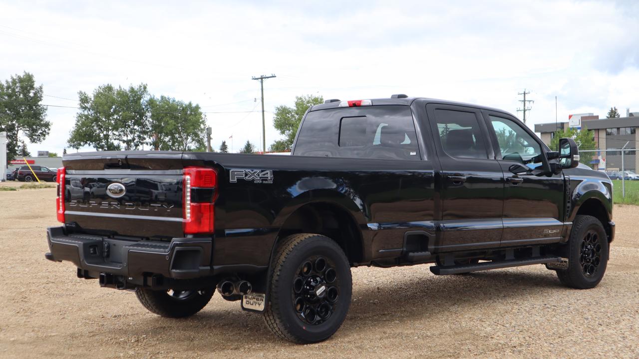 2025 Ford F-350 Super Duty SRW Lariat Photo5