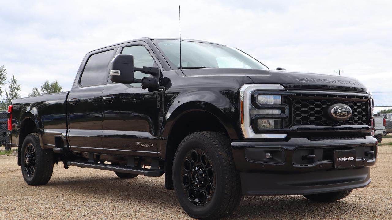 2025 Ford F-350 Super Duty SRW Lariat Photo3