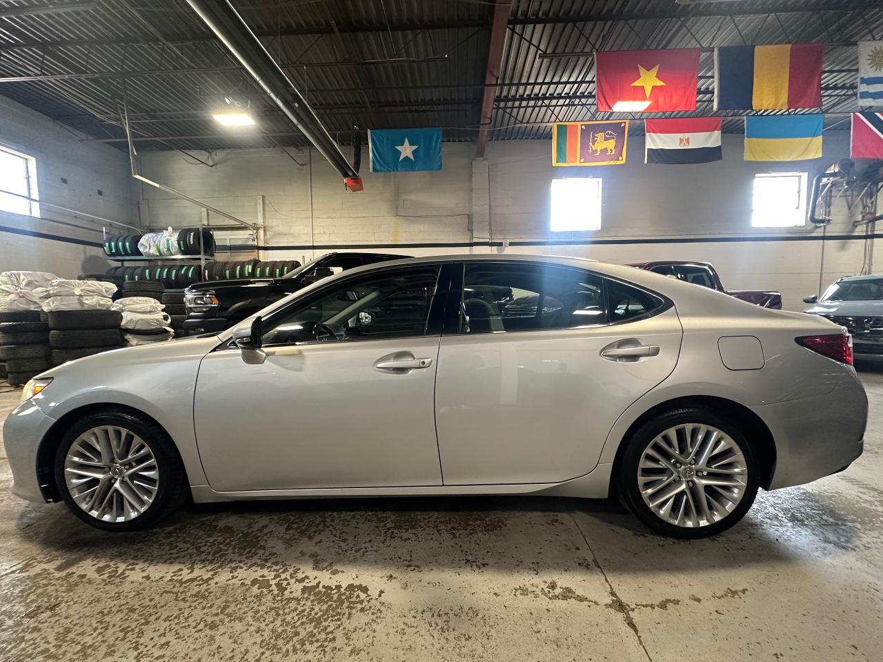 2013 Lexus ES 350 MARK LEVINSON SOUND | DUAL SUNROOF | LEATHER |NAVI - Photo #23
