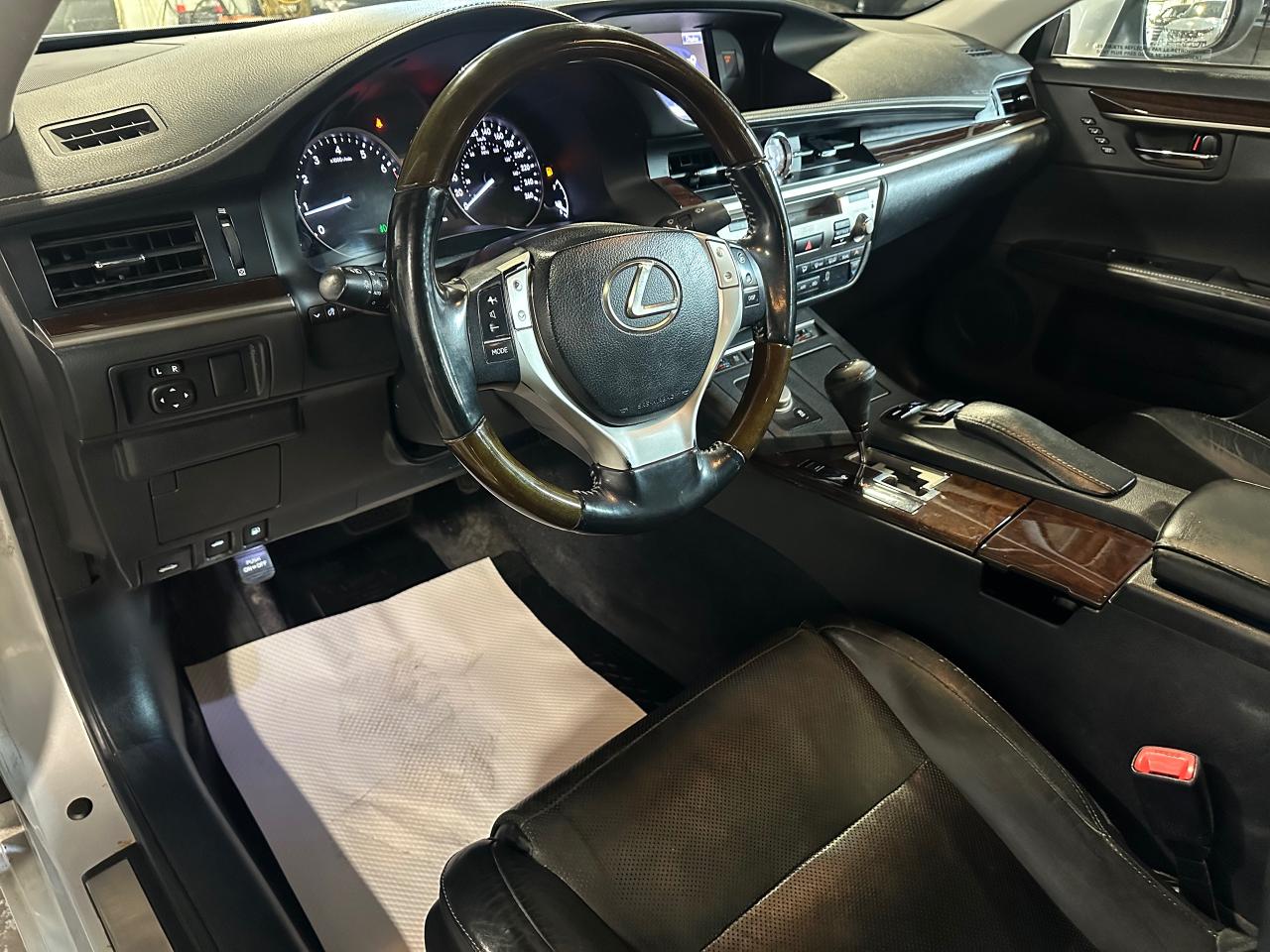 2013 Lexus ES 350 MARK LEVINSON SOUND | DUAL SUNROOF | LEATHER |NAVI - Photo #31