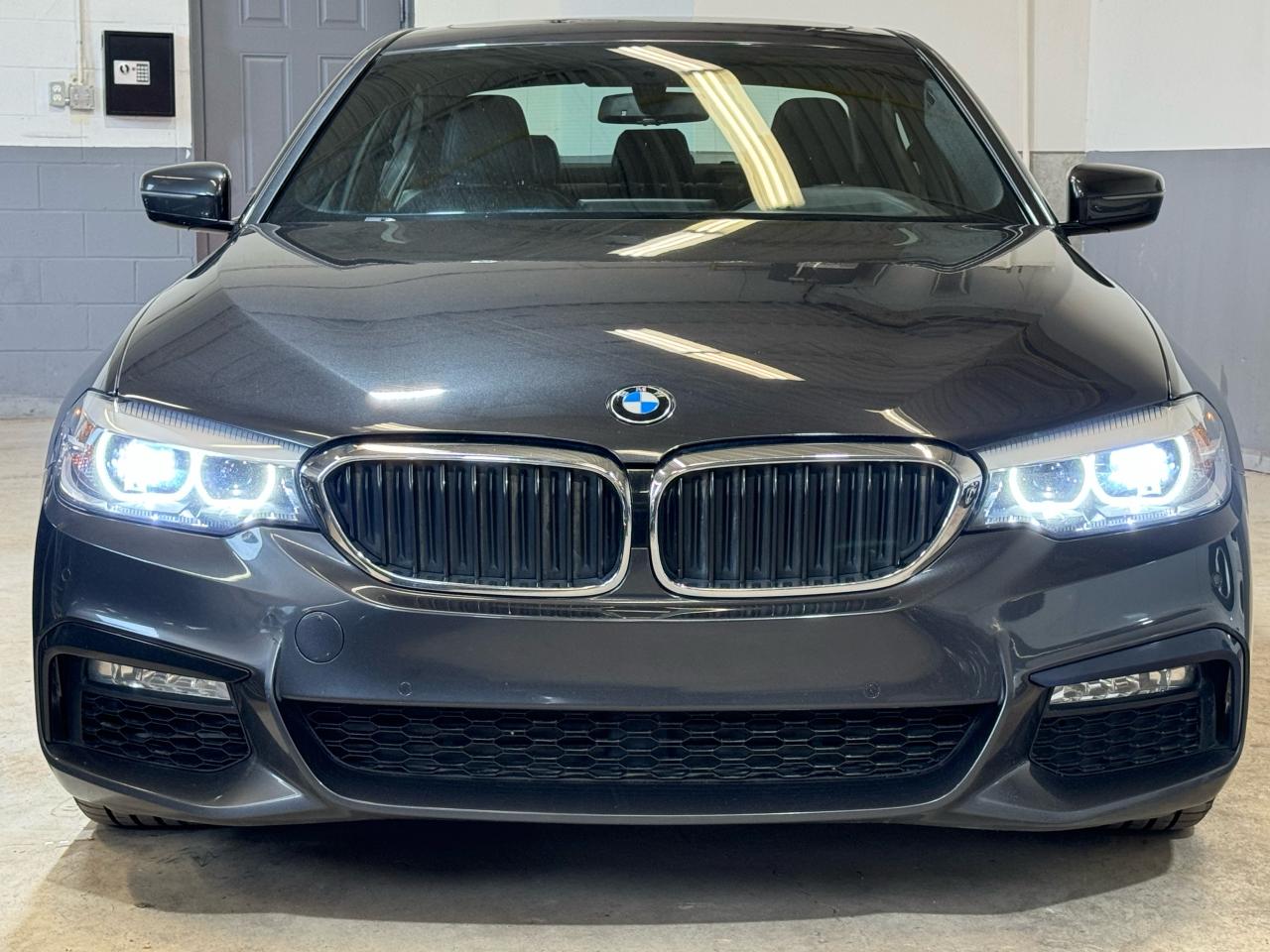 2017 BMW 540i M SPORT|NAV|BACKUP|HUD|HK SOUND| - Photo #2