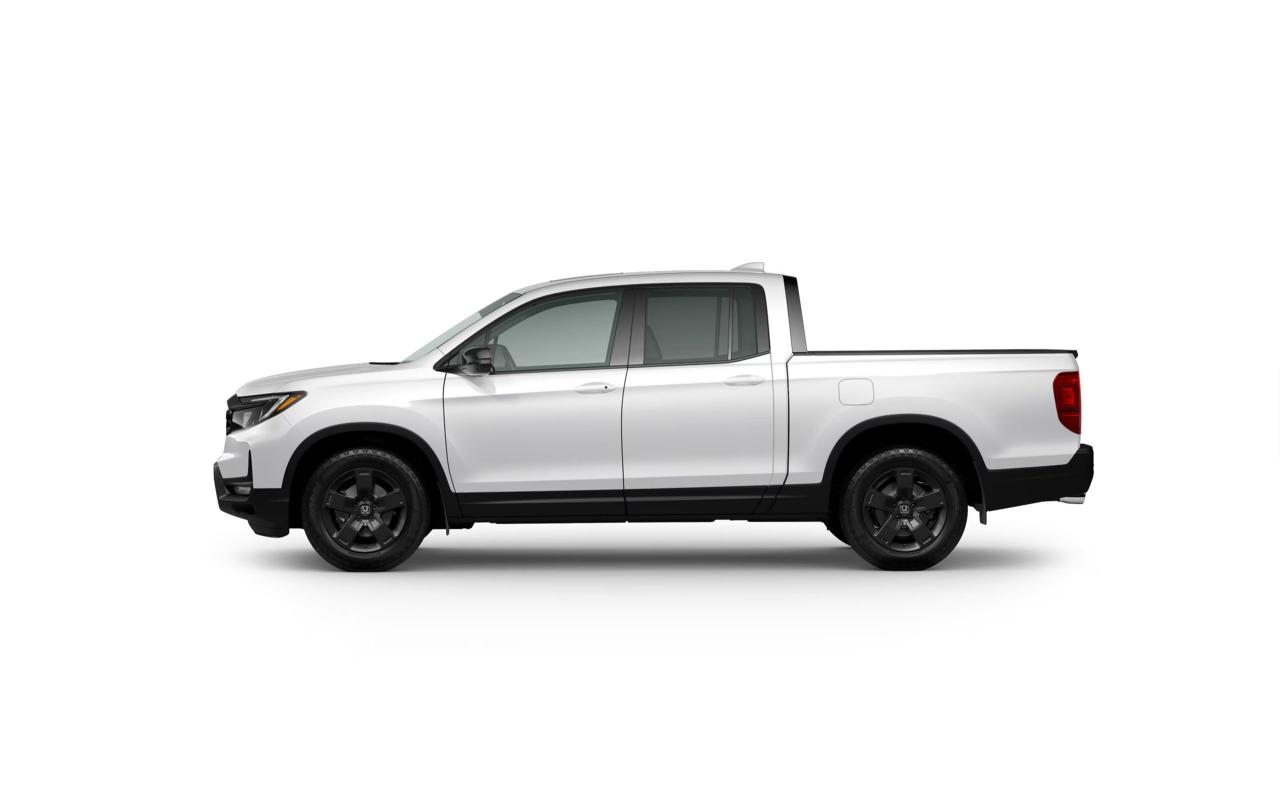2025 Honda Ridgeline Black Edition AWD Photo1