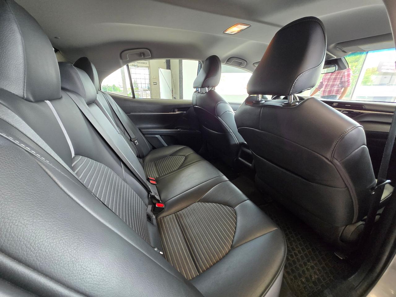 2019 Toyota Camry SE | ALL CREDIT ACCEPTED!! - Photo #16