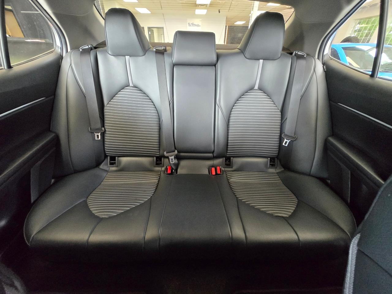 2019 Toyota Camry SE | ALL CREDIT ACCEPTED!! - Photo #17