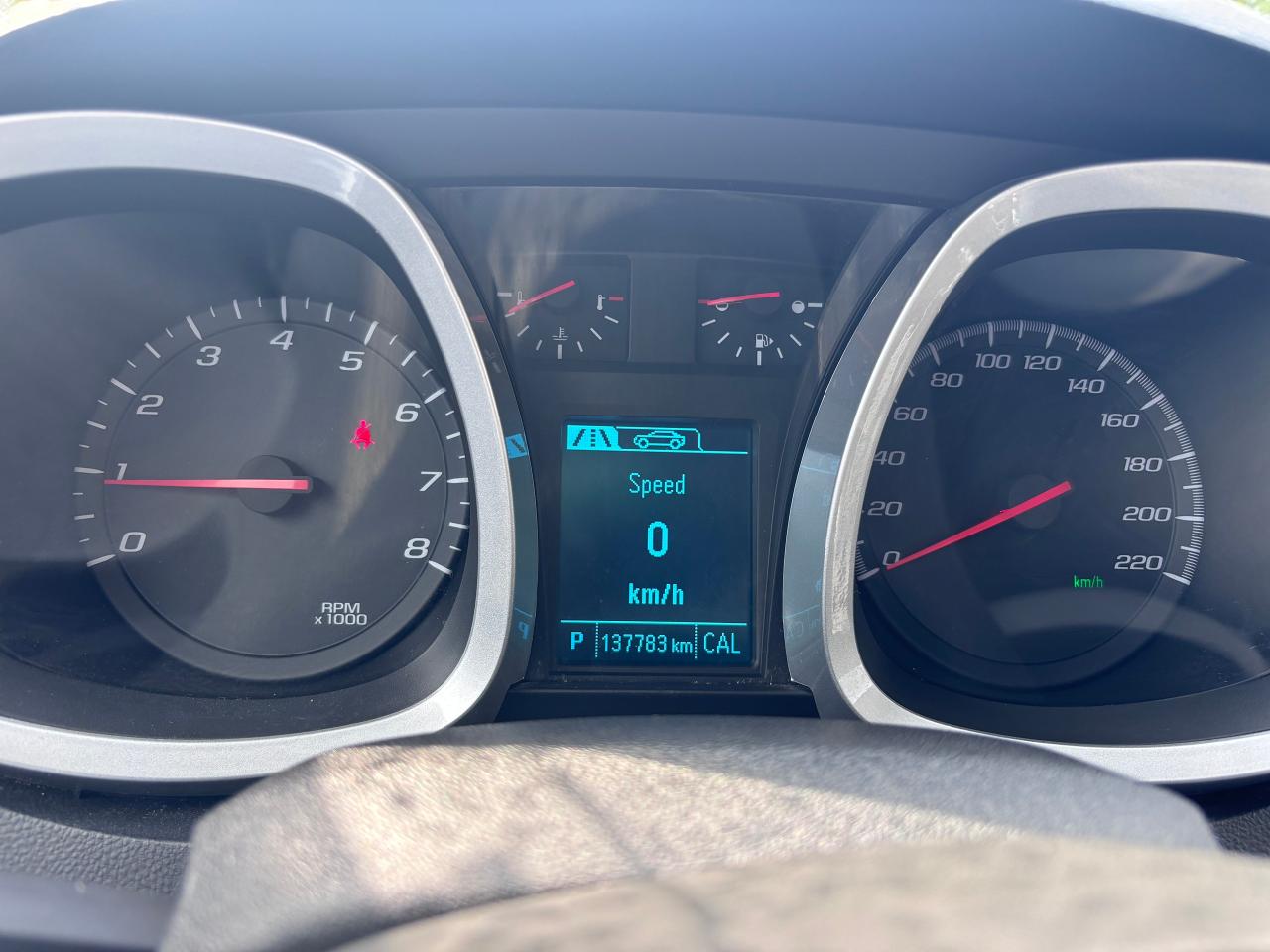 2015 Chevrolet Equinox 2LT AWD LOADED LOW KMS! - Photo #17