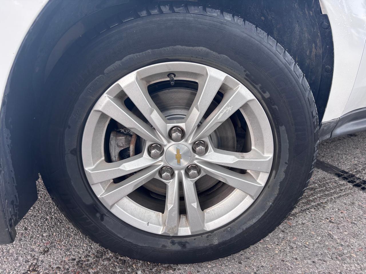 2015 Chevrolet Equinox 2LT AWD LOADED LOW KMS! - Photo #2