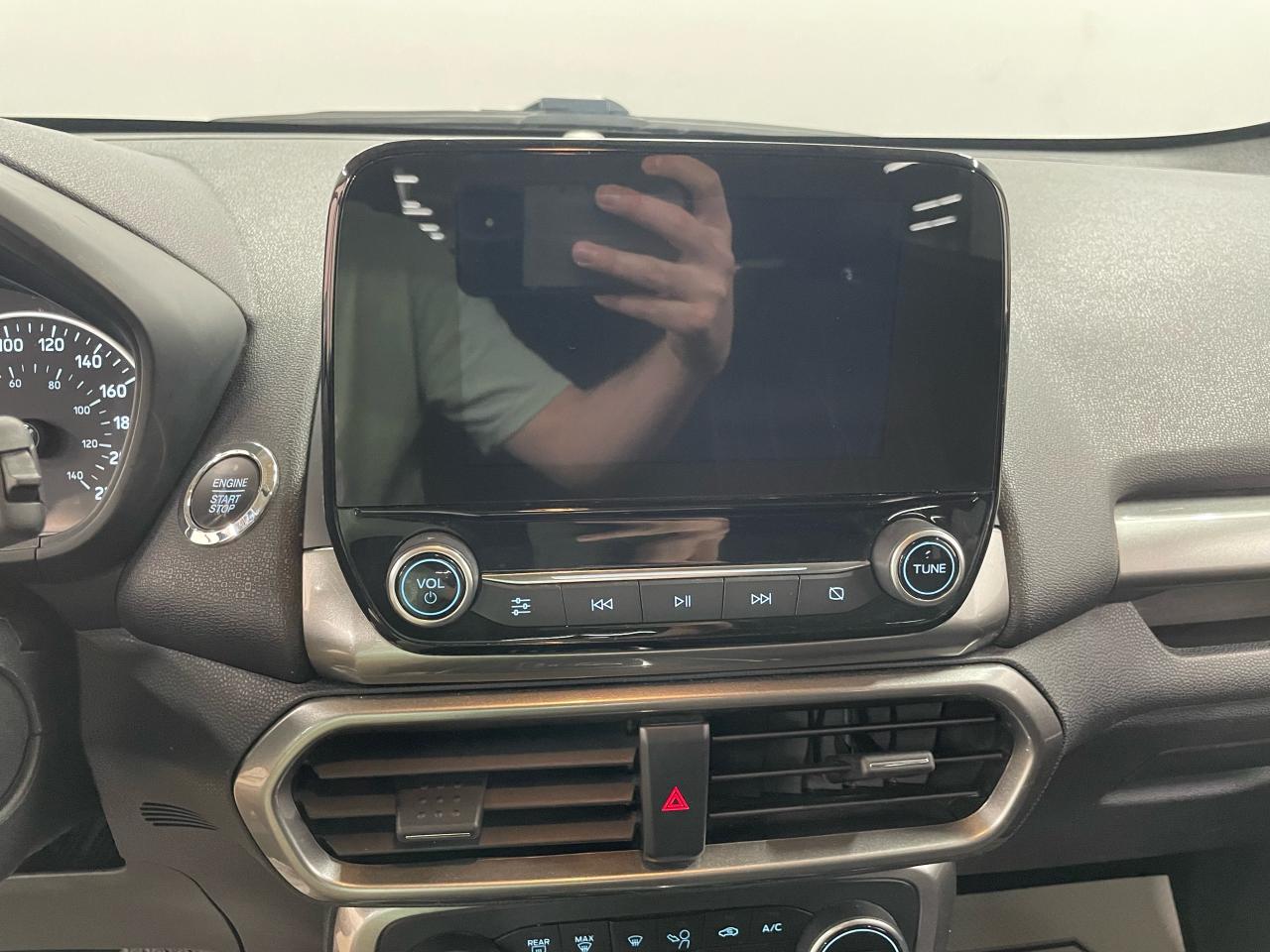 2018 Ford EcoSport SE Photo17